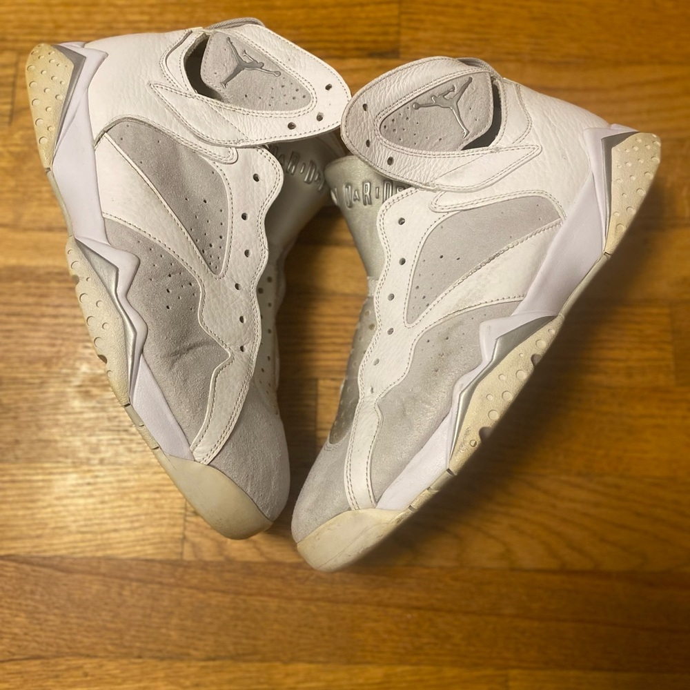Men’s Jordan 7 white and Metallic Silver